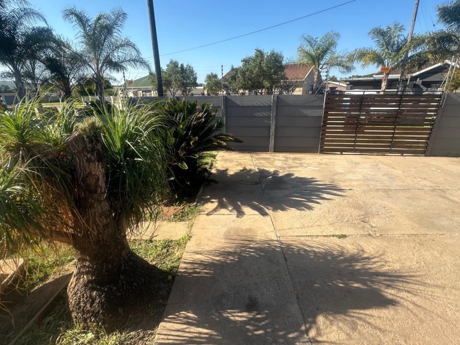 4 Bedroom Property for Sale in Manor Heights Eastern Cape